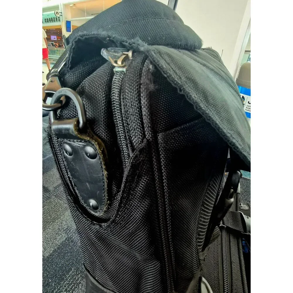 Oakley vintage bag